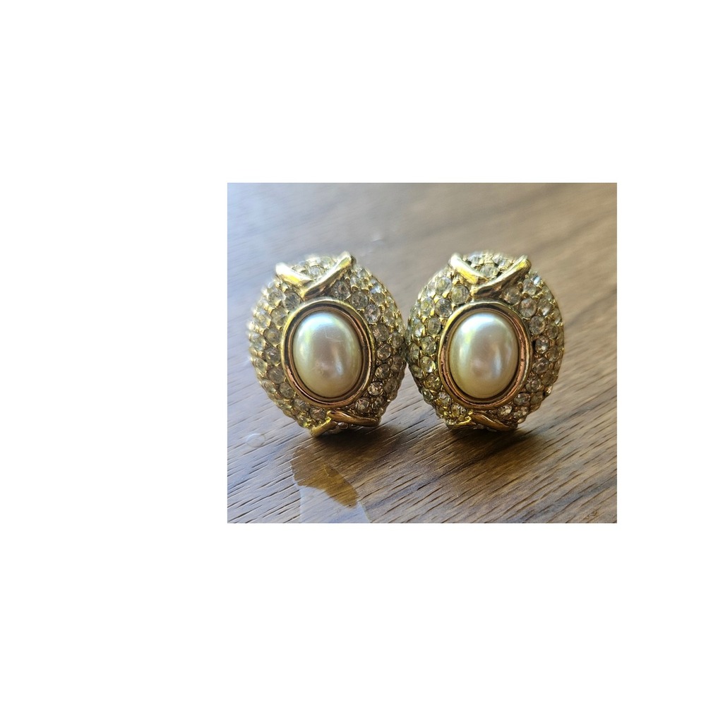 Gold Tone Faux Pearl Rhinestone Clip On Earrings Vintage‎ Style